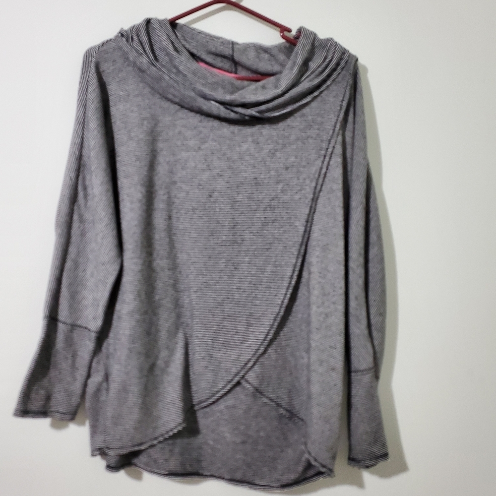 Calvin Klein Performance Striped Cowl Neck Asymmetrical Stretch Athleisure Top M
